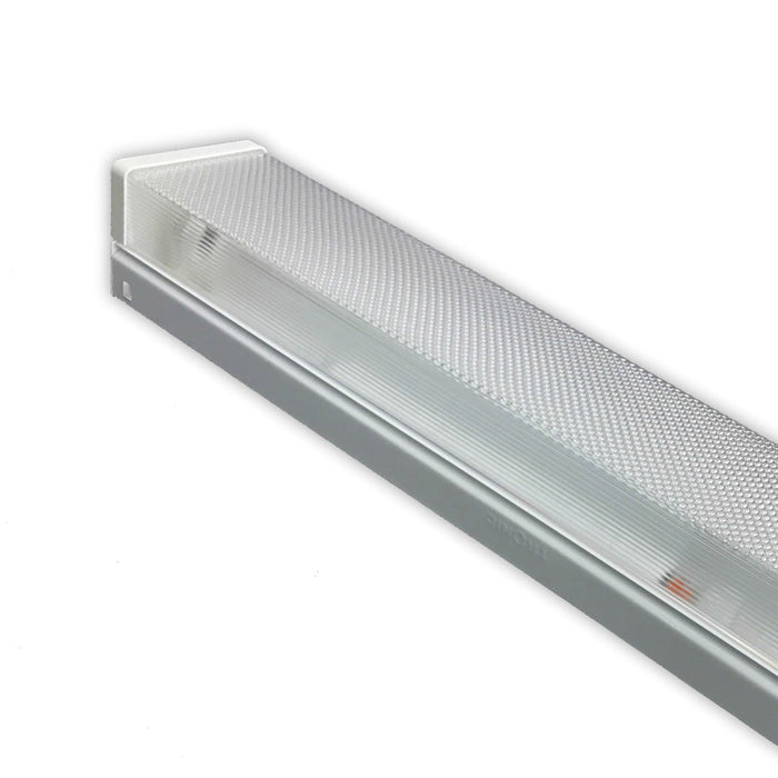 Tronic Prismatic Fitting 4Ft Single 1 Tronic Prismatic Fitting 4Ft Single